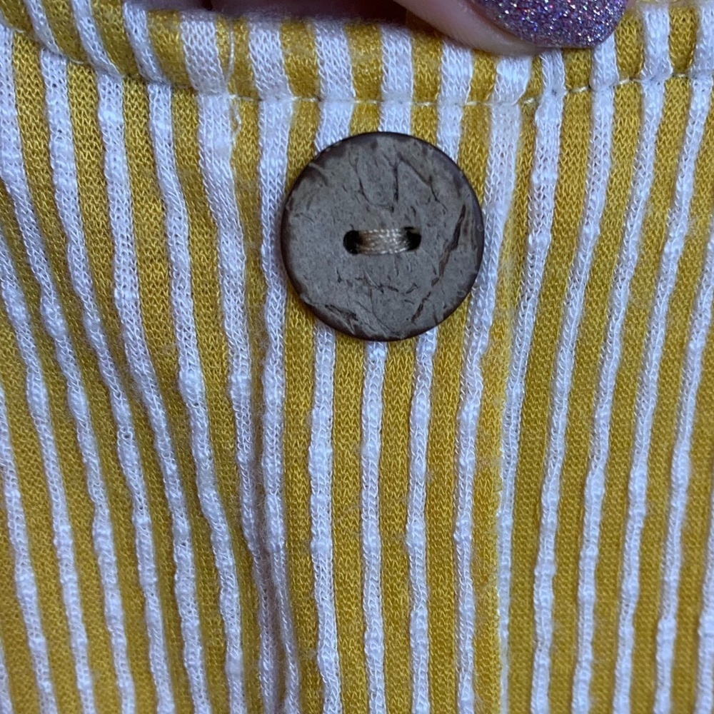 W5 Yellow Ribbed Button Ruffle Short Sleeve Blouse - Picture 4 of 5